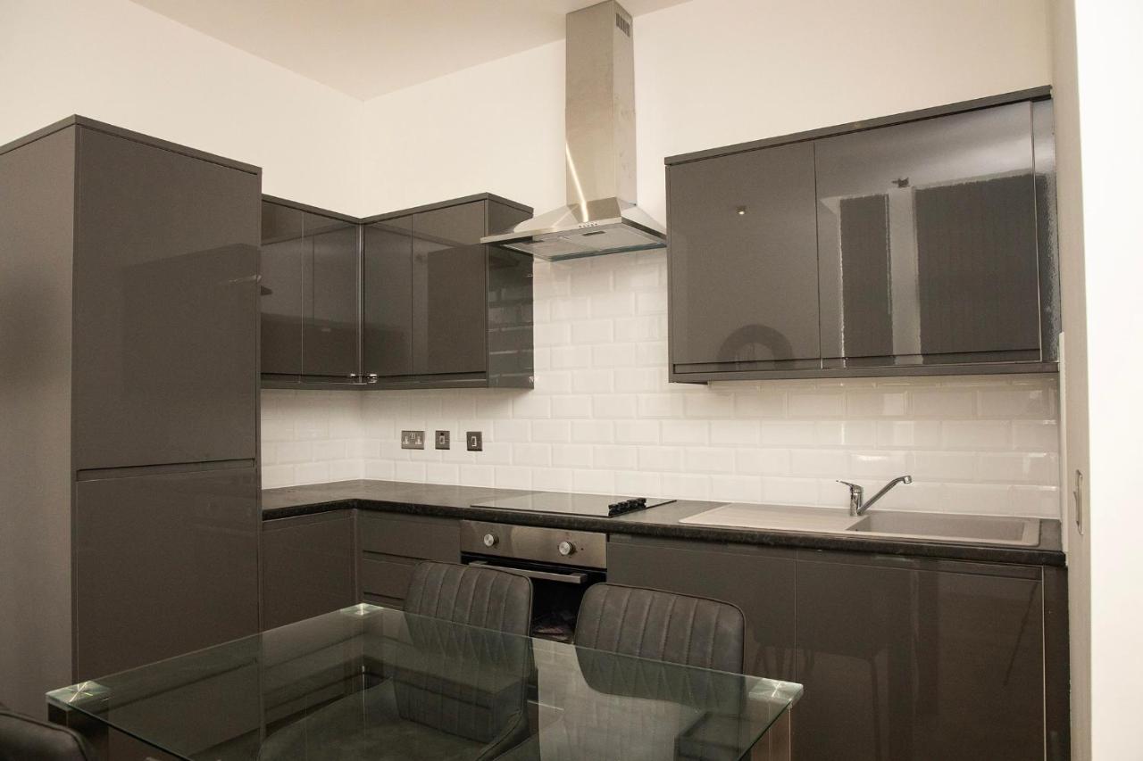 Apartment Lord Street By Happy Days