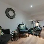 Lord Street Apartments By Happy Days